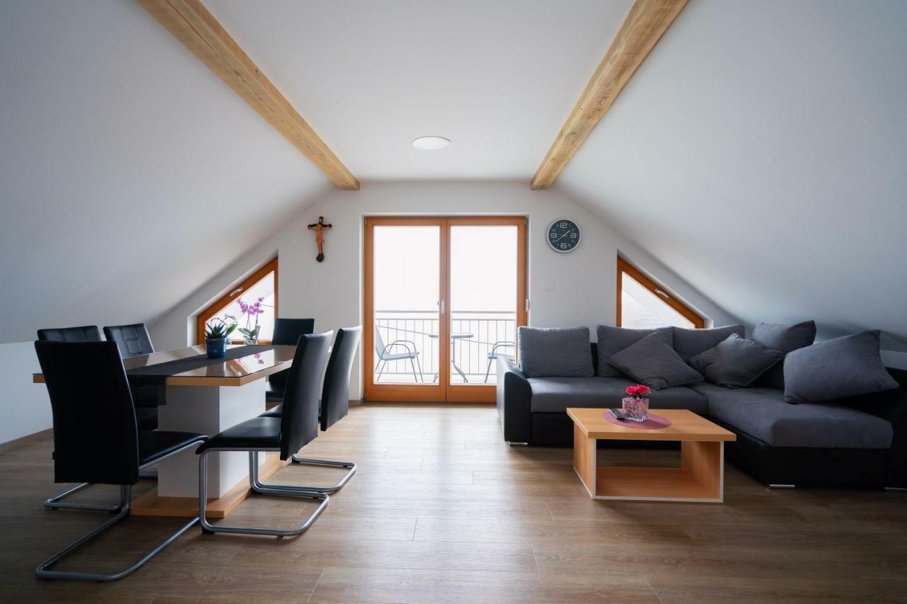 Pjagodic Apartments & Wellness Cerklje na Gorenjskem Exteriör bild
