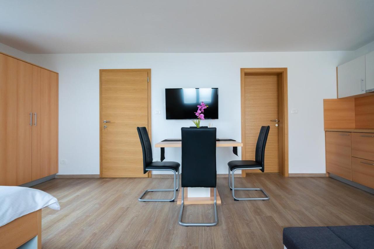Pjagodic Apartments & Wellness Cerklje na Gorenjskem Exteriör bild