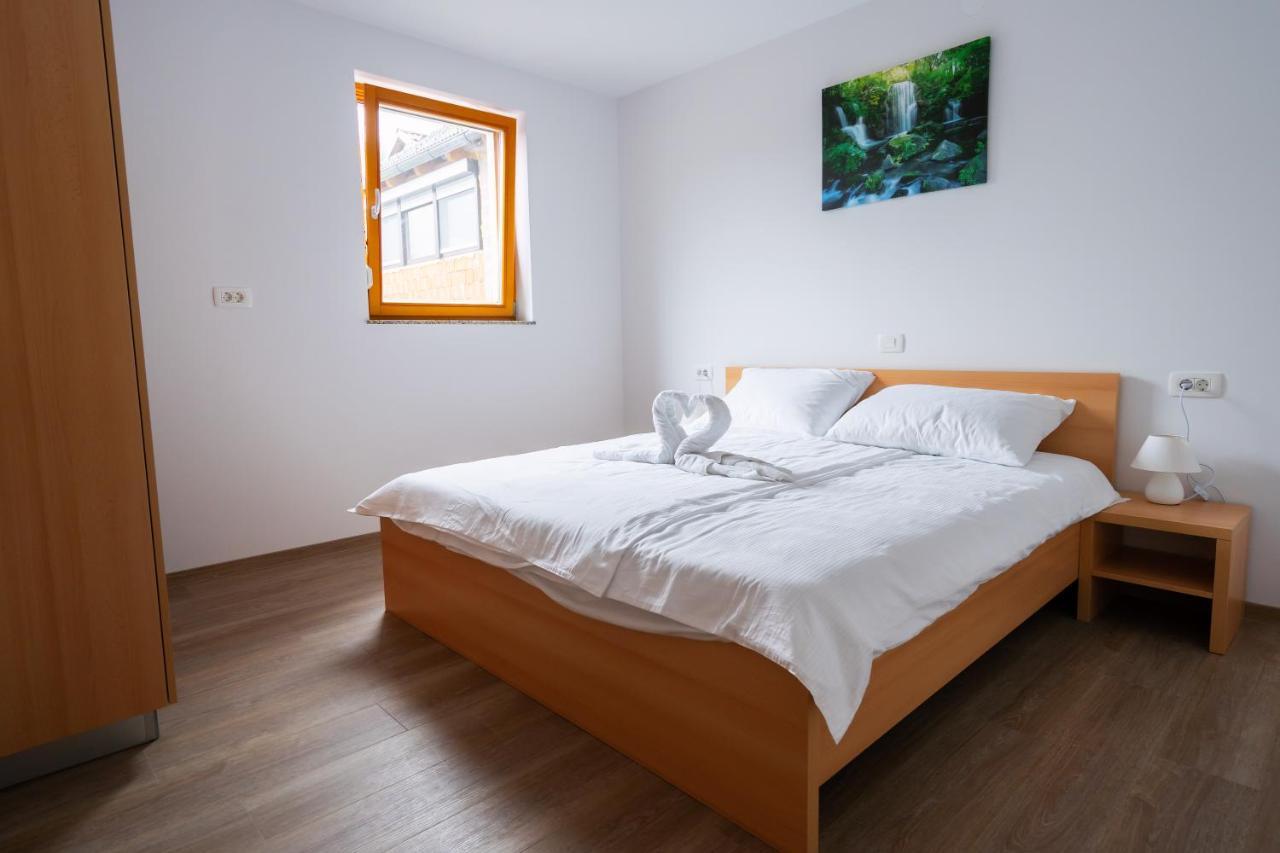 Pjagodic Apartments & Wellness Cerklje na Gorenjskem Exteriör bild
