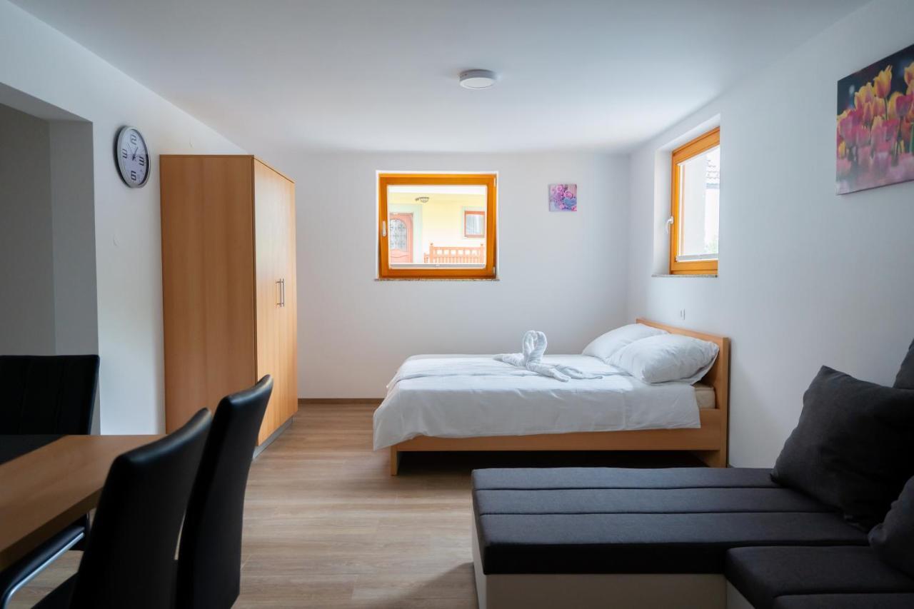 Pjagodic Apartments & Wellness Cerklje na Gorenjskem Exteriör bild